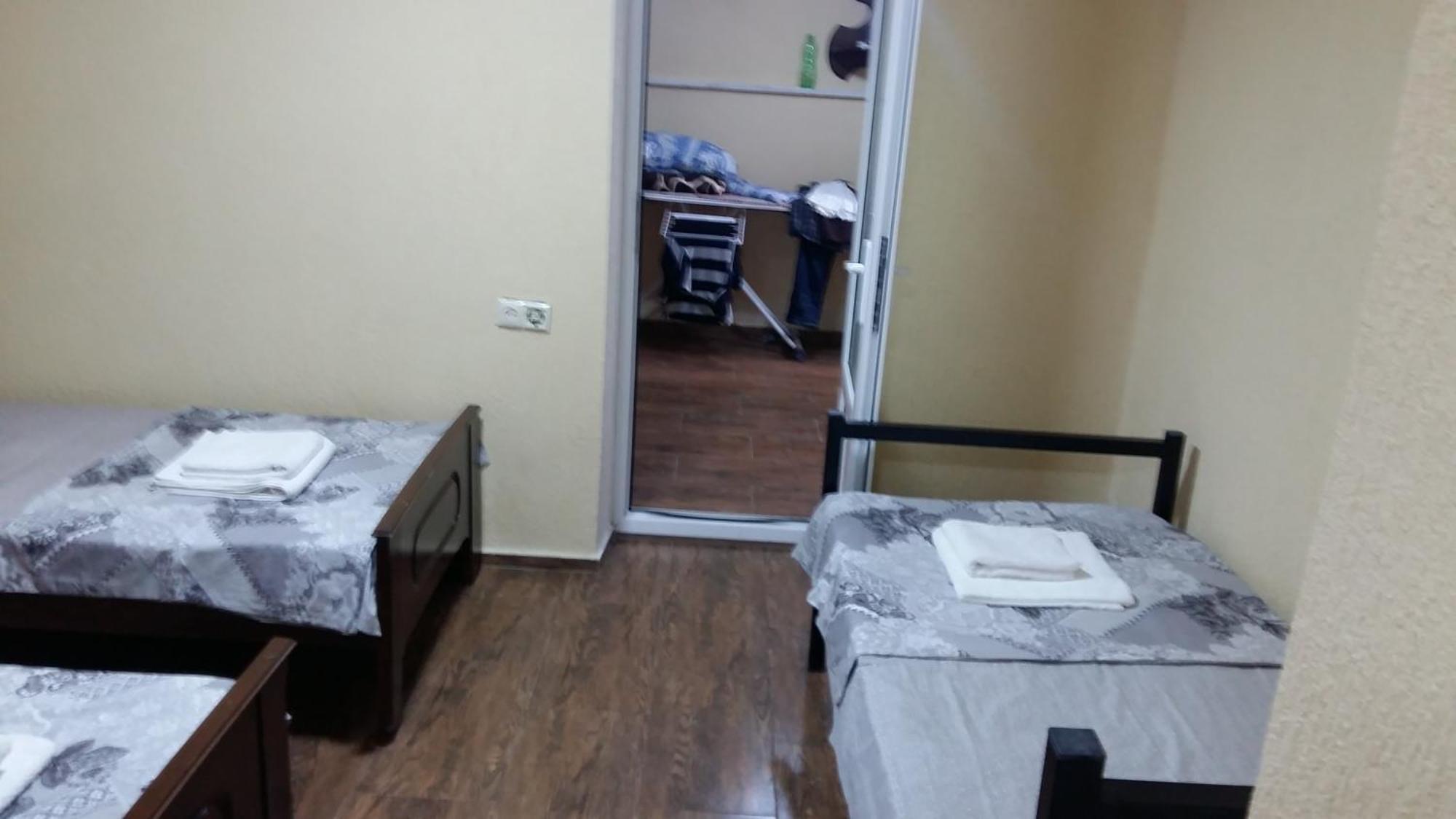 Guest House Kldiashvili Batumi Bagian luar foto