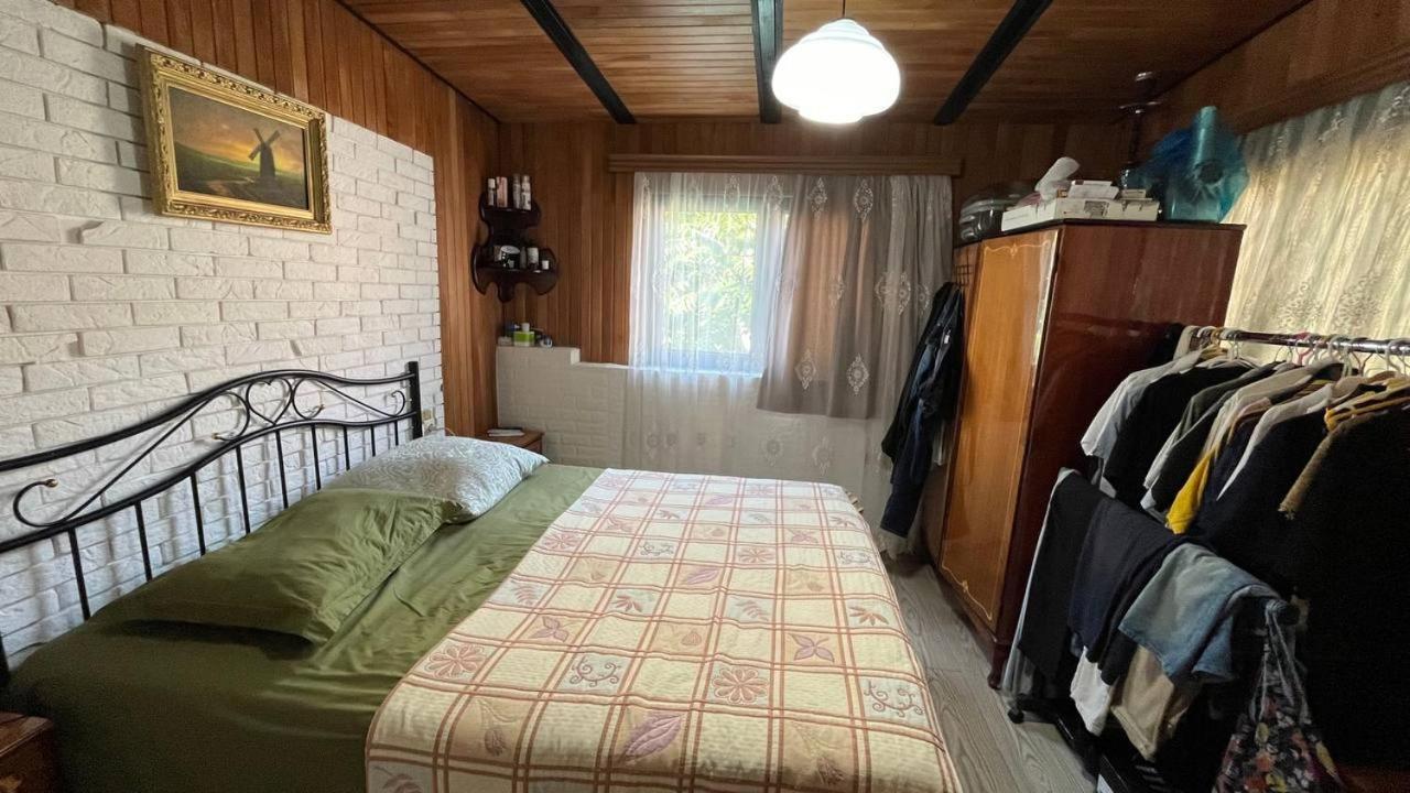 Guest House Kldiashvili Batumi Bagian luar foto