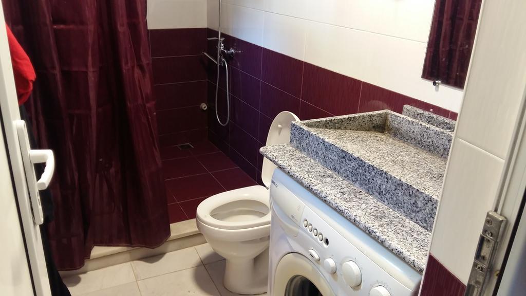 Guest House Kldiashvili Batumi Bagian luar foto